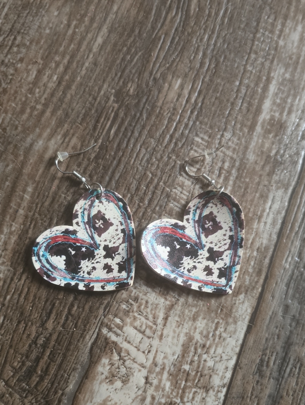 Distressed Heart Dangle Earrings in White, Black & Blue